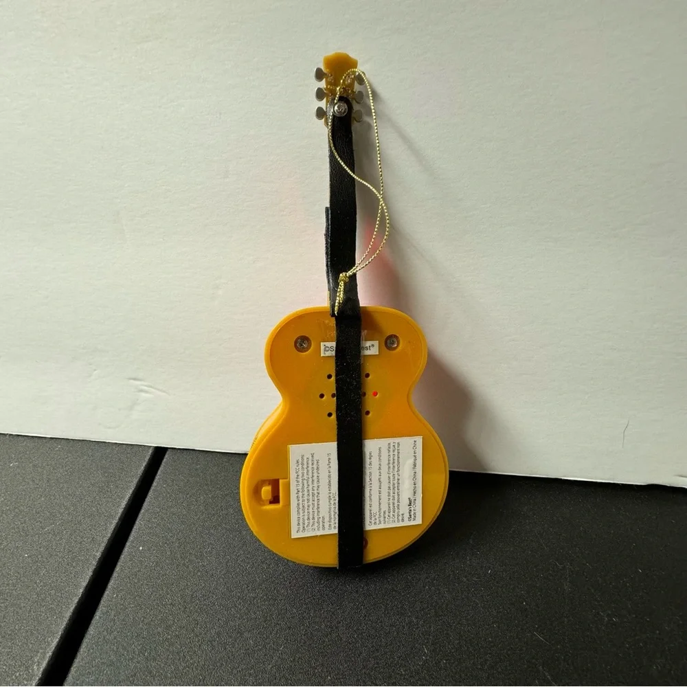 Elvis guitar‎ ornament playing Viva Las Vegas. New in box